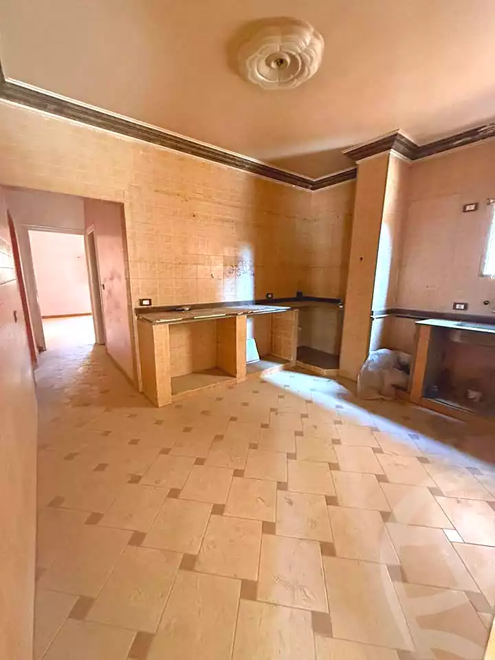 https://aqarmap.com.eg/en/listing/6854747-for-sale-cairo-15th-of-may-Neighbourhood 10