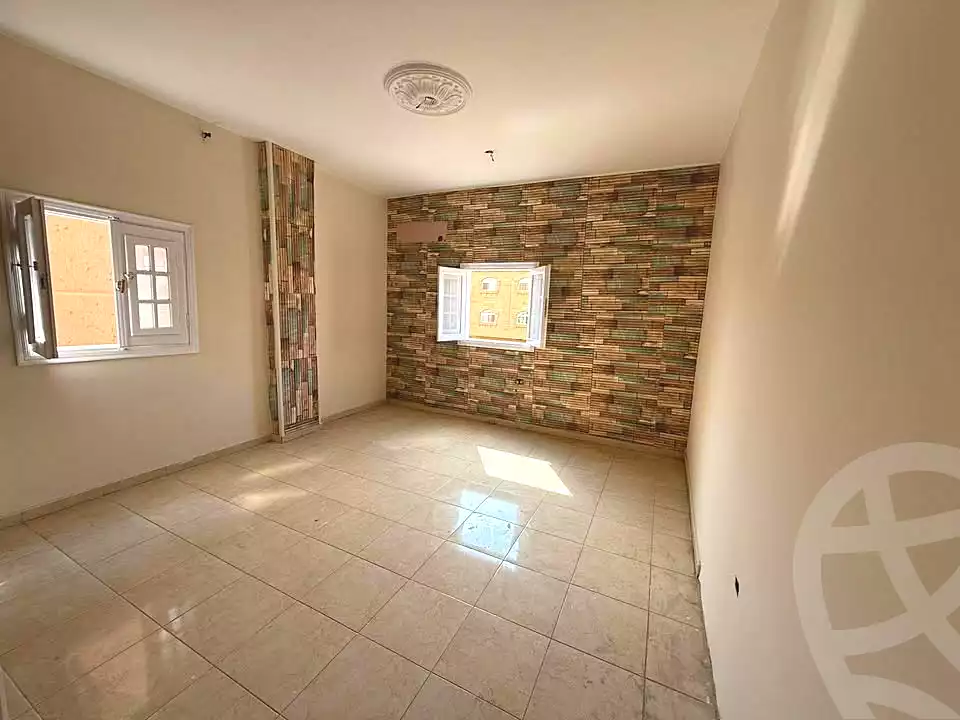 https://aqarmap.com.eg/ar/listing/6854753-for-sale-cairo-15th-of-may-Neighbourhood 10