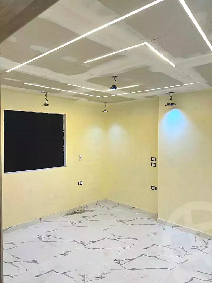 https://aqarmap.com.eg/en/listing/6854804-for-sale-cairo-el-haram-el-lebeny-soltan-khattab-st