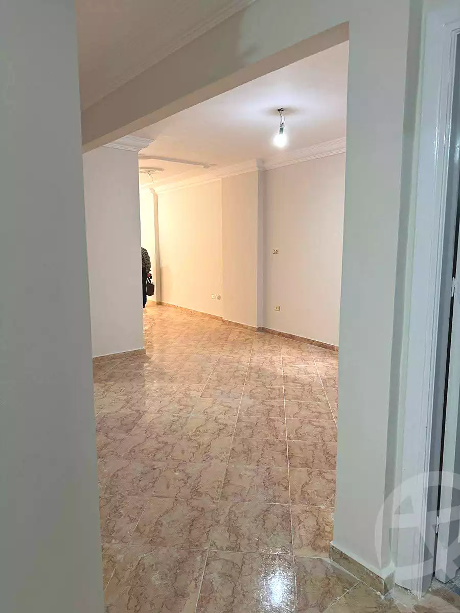 https://aqarmap.com.eg/ar/listing/6855287-for-sale-alexandria-sydy-bshr-sydy-bshr-bhry-shr-mhmd-njyb