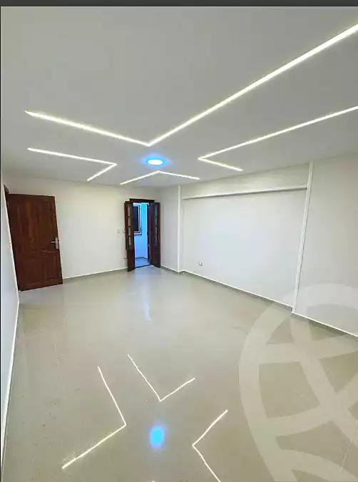 https://aqarmap.com.eg/ar/listing/6855501-for-sale-alexandria-sydy-bshr-sydy-bshr-bhry-shr-mhmwd-l-yswy