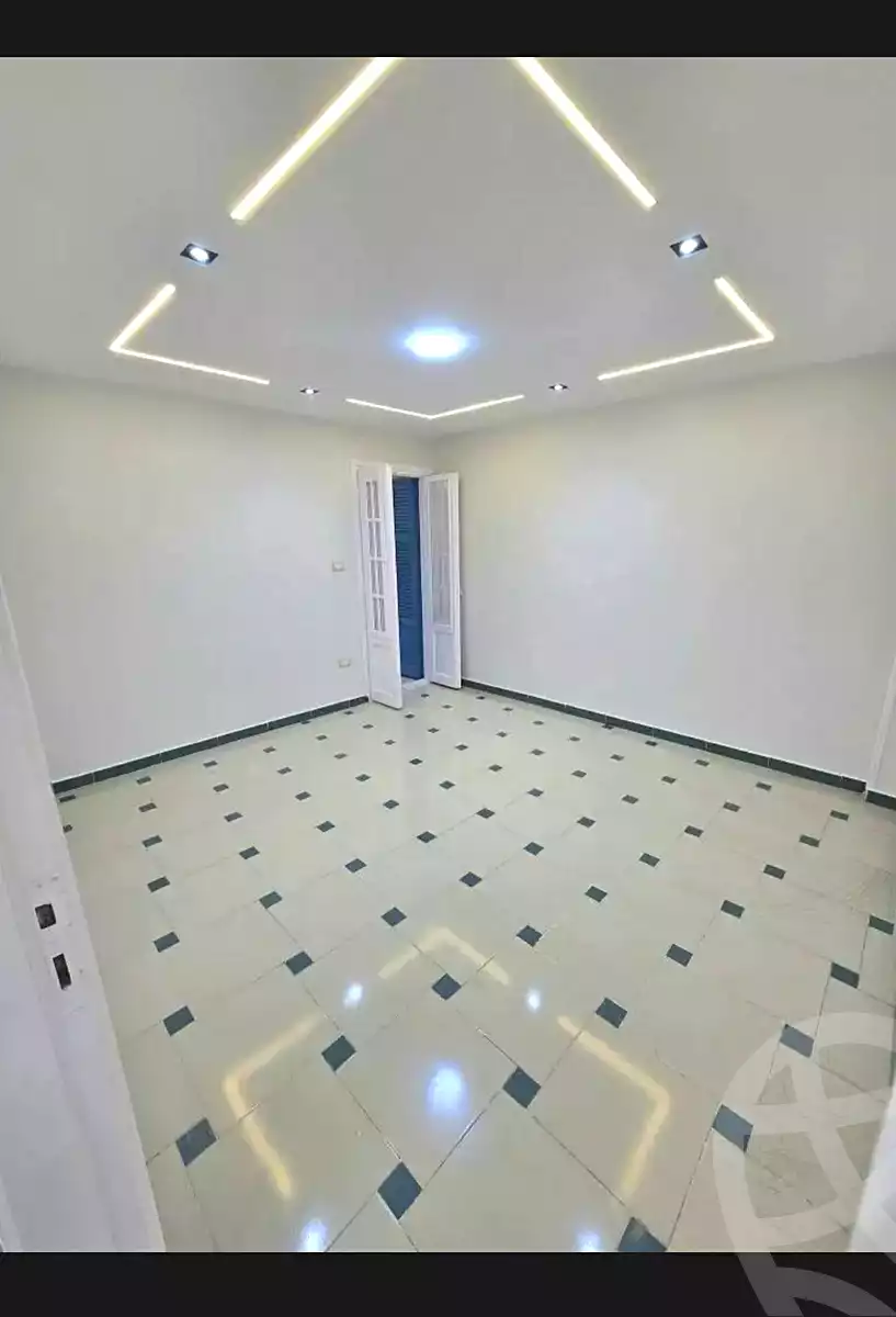 https://aqarmap.com.eg/ar/listing/6855795-for-sale-alexandria-miami-mahmoud-el-isawy-st