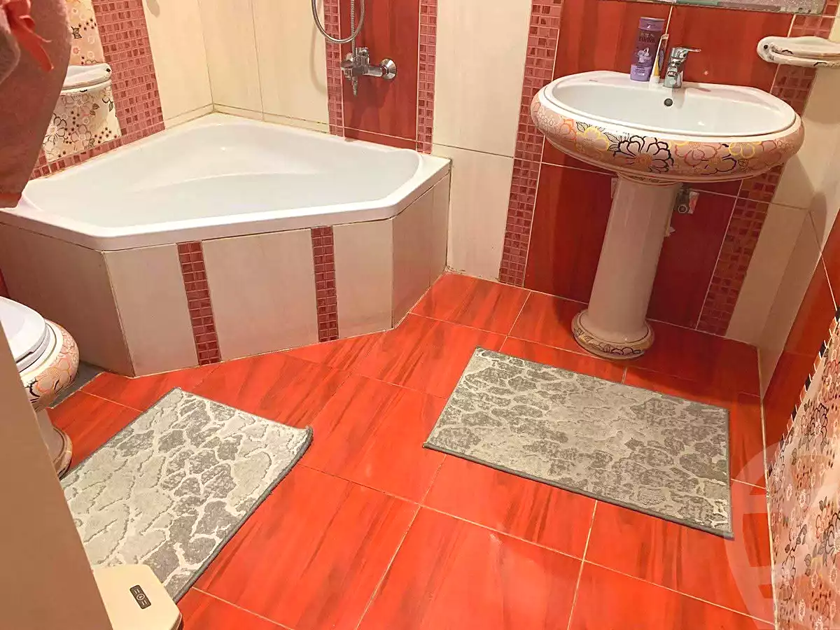 https://aqarmap.com.eg/ar/listing/6855847-for-sale-alexandria-al-agamy-lbytsh