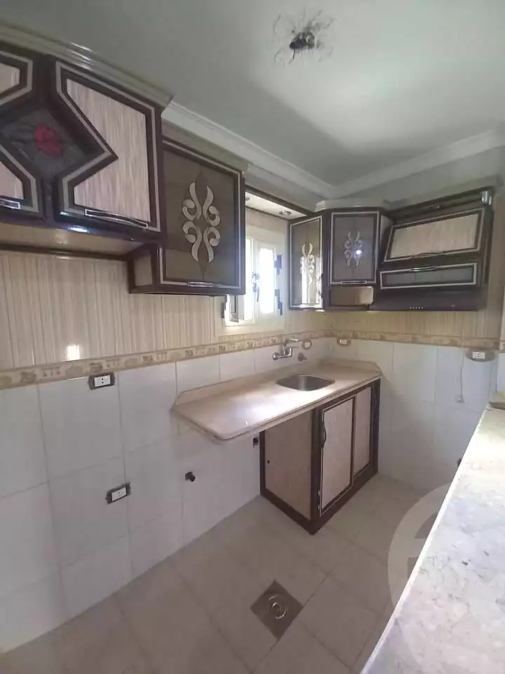 https://aqarmap.com.eg/ar/listing/6855925-for-sale-alexandria-sydy-bshr-sydy-bshr-bhry