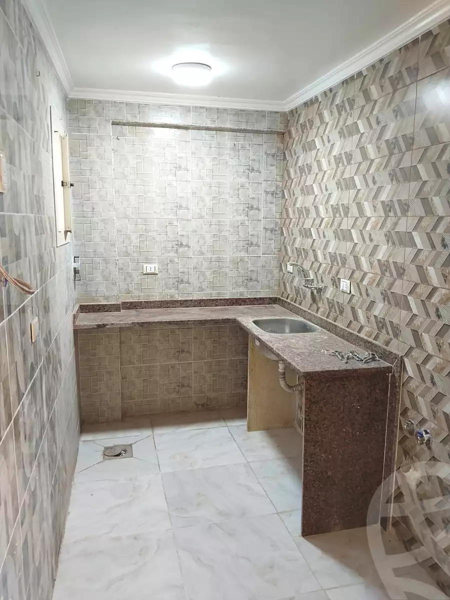 https://aqarmap.com.eg/en/listing/6856064-for-sale-alexandria-al-agamy-el-hanouvel-al-haded-we-al-soulb-st