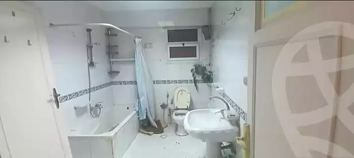https://aqarmap.com.eg/en/listing/6856288-for-sale-cairo-hadayek-el-koba-hamamat-el-koba