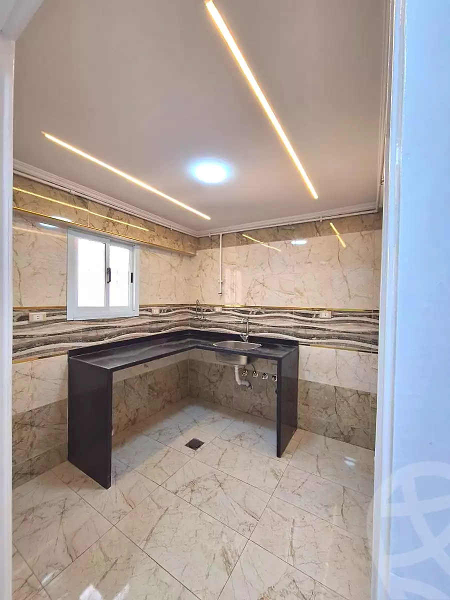 https://aqarmap.com.eg/ar/listing/6856827-for-sale-alexandria-sydy-bshr-sydy-bshr-bhry-shr-mhmwd-l-yswy