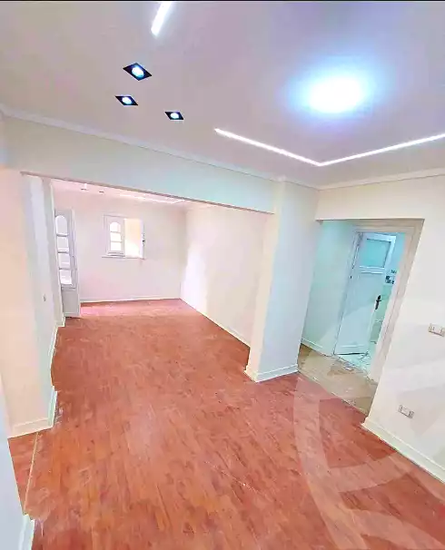 https://aqarmap.com.eg/ar/listing/6857075-for-sale-alexandria-sydy-bshr-sydy-bshr-bhry-gamal-abd-el-nasir-st