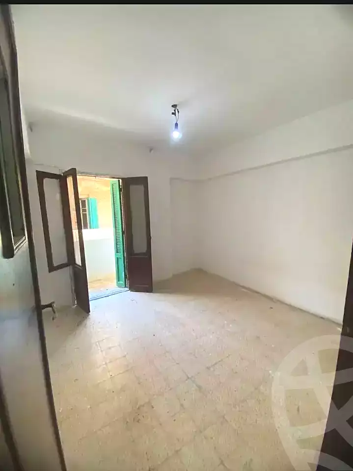https://aqarmap.com.eg/ar/listing/6857590-for-sale-alexandria-al-agamy-el-hanouvel-al-asdakaa-st