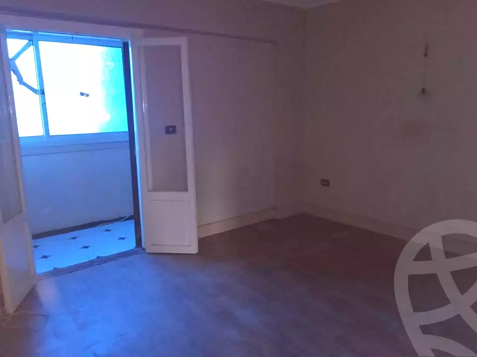 https://aqarmap.com.eg/ar/listing/6857695-for-sale-cairo-el-zaytun-lzytwn-lbhry-salim-al-awal-st