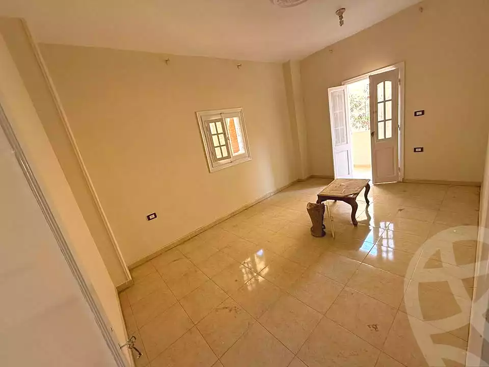 https://aqarmap.com.eg/ar/listing/6857795-for-sale-cairo-15th-of-may-Neighbourhood 10