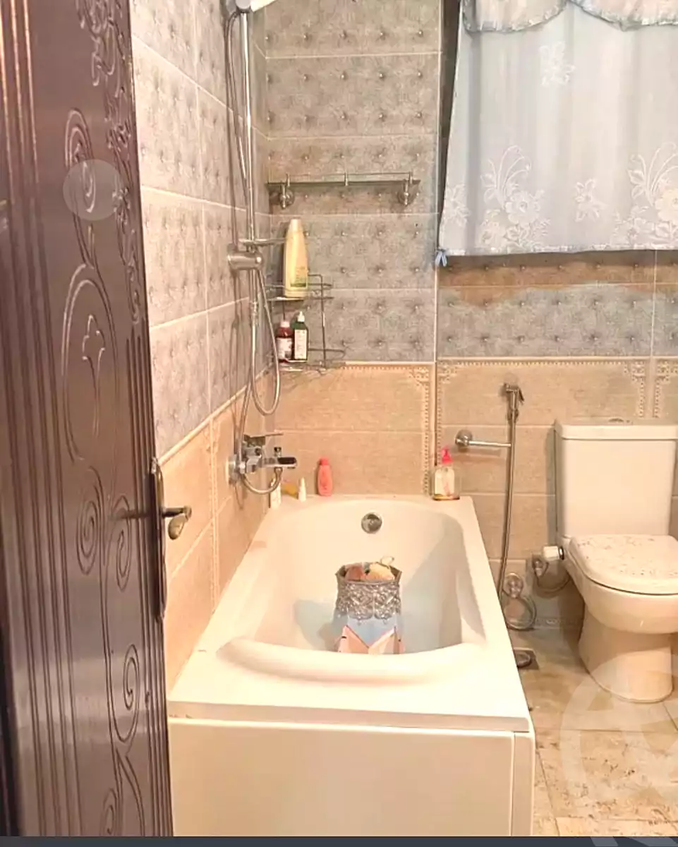 https://aqarmap.com.eg/ar/listing/6857966-for-rent-cairo-6th-of-october-el-ahyaa-neighborhood-5th-street-2