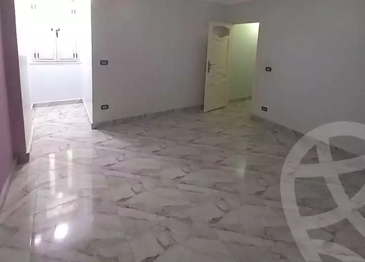 https://aqarmap.com.eg/ar/listing/6858729-for-sale-alexandria-al-agamy-lbytsh-qased-kareem-st