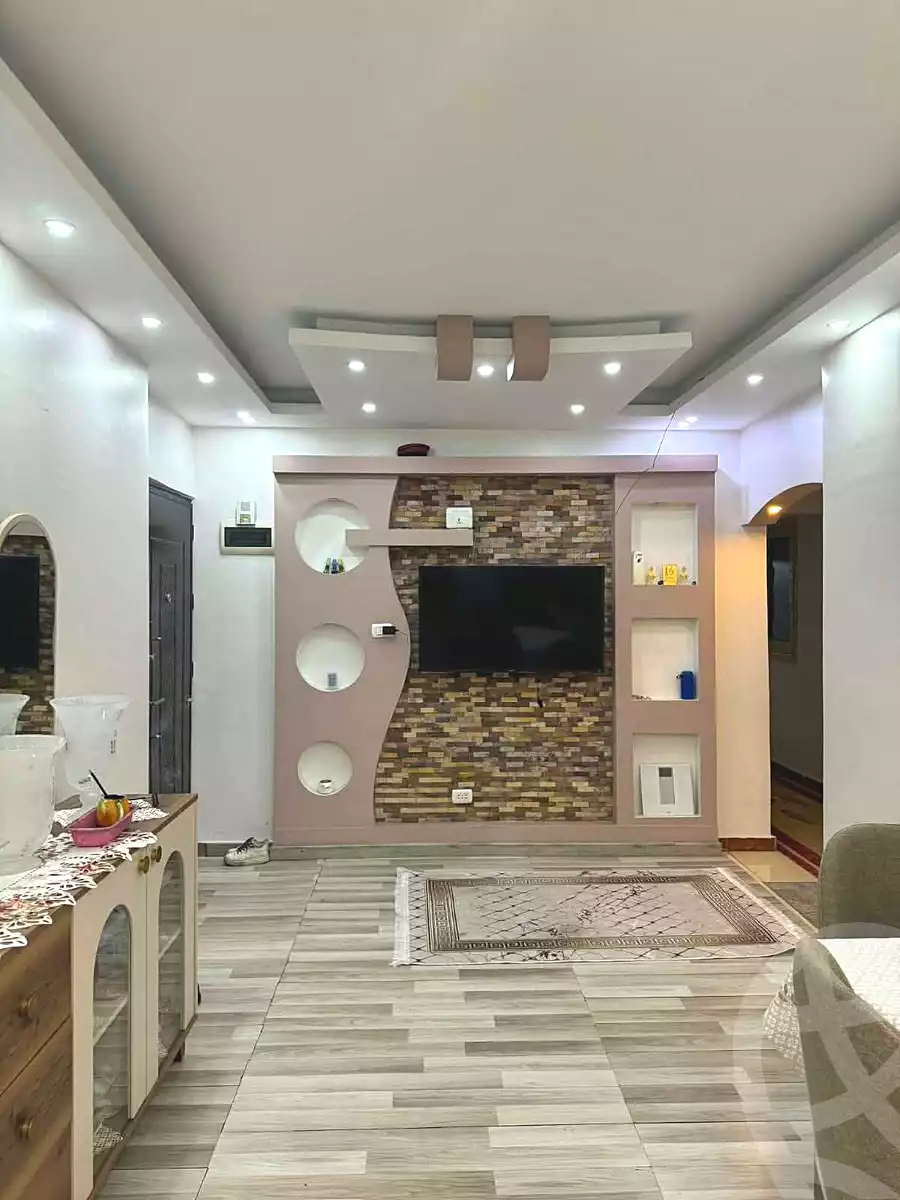 https://aqarmap.com.eg/ar/listing/6858909-for-sale-alexandria-el-asafra-l-sfr-bhry