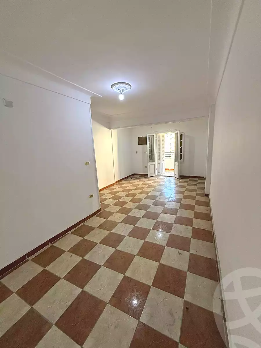 https://aqarmap.com.eg/ar/listing/6859252-for-sale-alexandria-sydy-bshr-sydy-bshr-bhry
