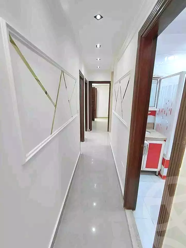 https://aqarmap.com.eg/ar/listing/6859277-for-sale-alexandria-sydy-bshr-sydy-bshr-bhry-gamal-abd-el-nasir-st
