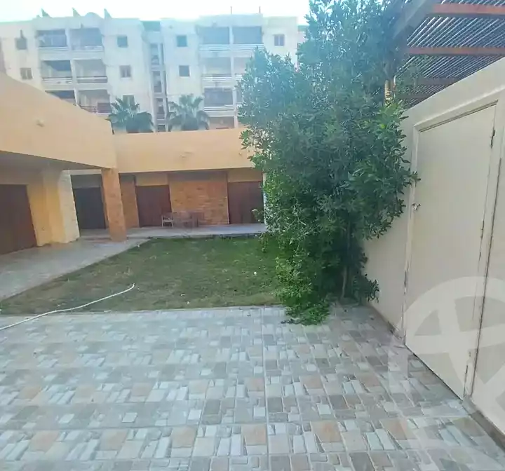 https://aqarmap.com.eg/ar/listing/6859363-for-sale-alexandria-al-agamy-lbytsh-el-hanafeya-st
