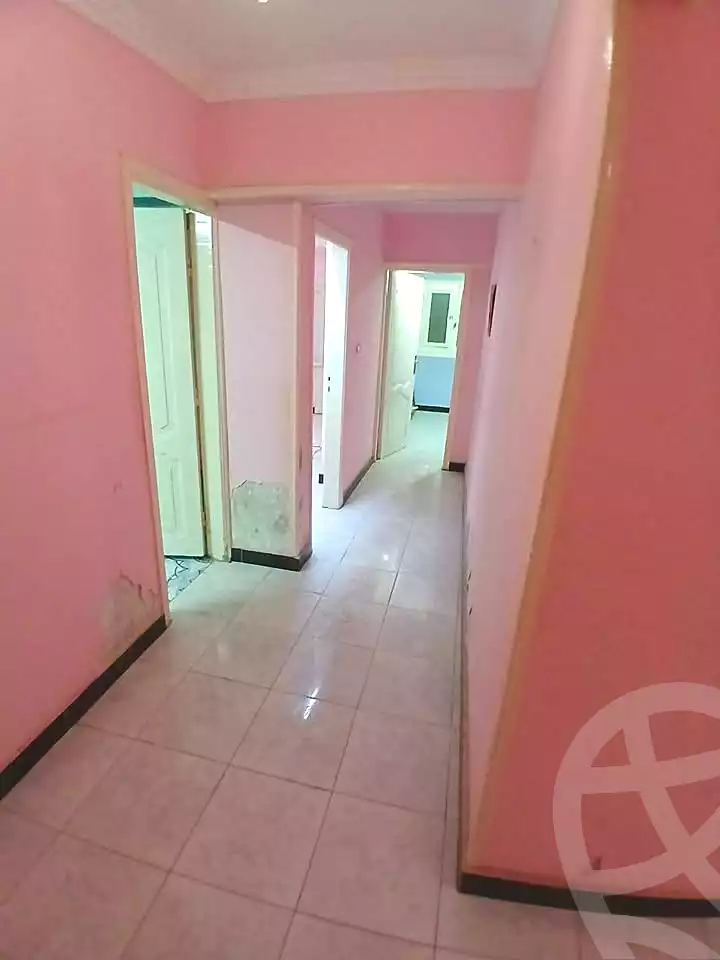 https://aqarmap.com.eg/en/listing/6859886-for-sale-cairo-helwan-helwan-el-sharkeya-khesro-basha-st