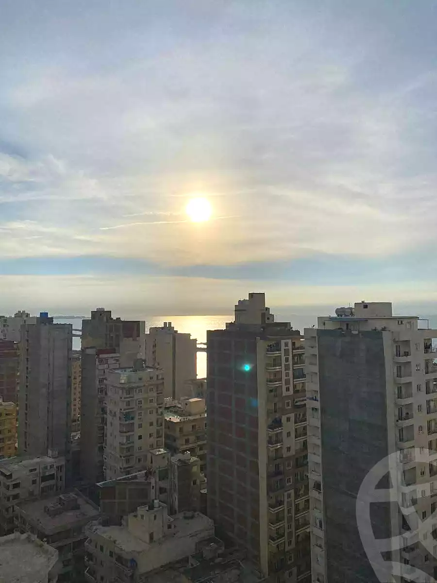 https://aqarmap.com.eg/ar/listing/6860224-for-sale-alexandria-miami-khld-bn-lwlyd