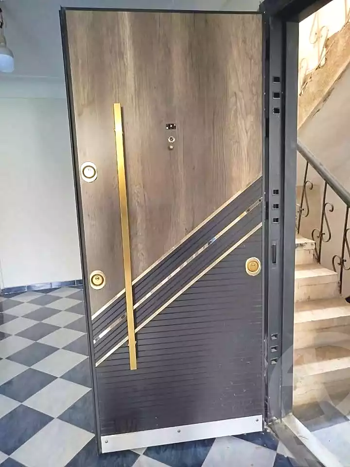 https://aqarmap.com.eg/ar/listing/6860285-for-sale-alexandria-al-agamy-el-hanouvel
