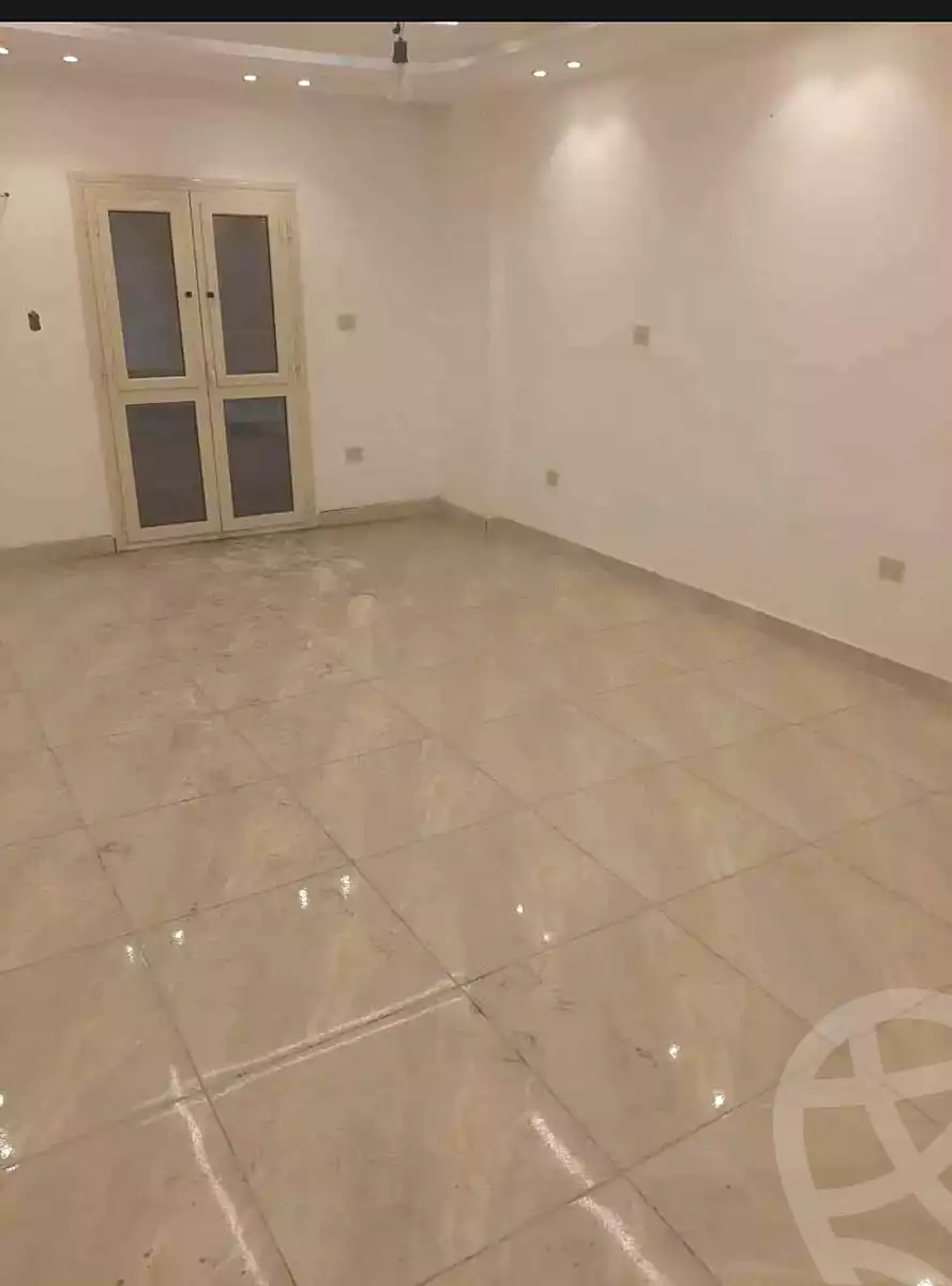 https://aqarmap.com.eg/ar/listing/6860876-for-sale-alexandria-moharram-bey-tryq-qn-lswys