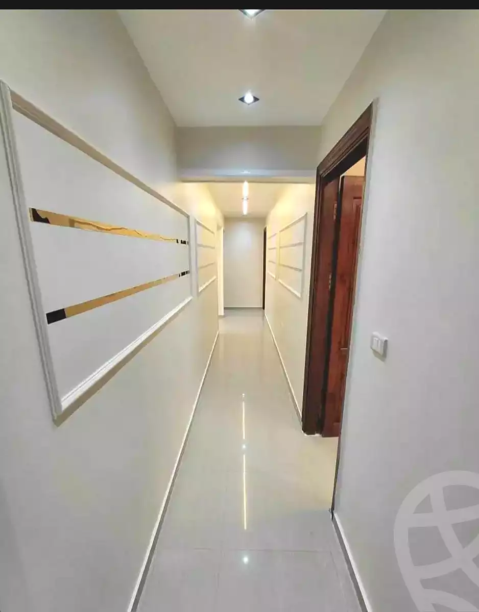 https://aqarmap.com.eg/ar/listing/6860953-for-sale-alexandria-sydy-bshr-sydy-bshr-bhry