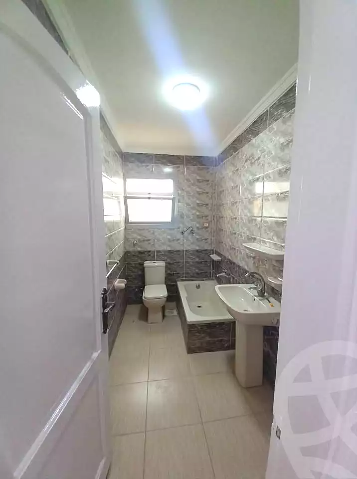 https://aqarmap.com.eg/ar/listing/6861286-for-sale-alexandria-al-agamy-shataa-el-nakheel
