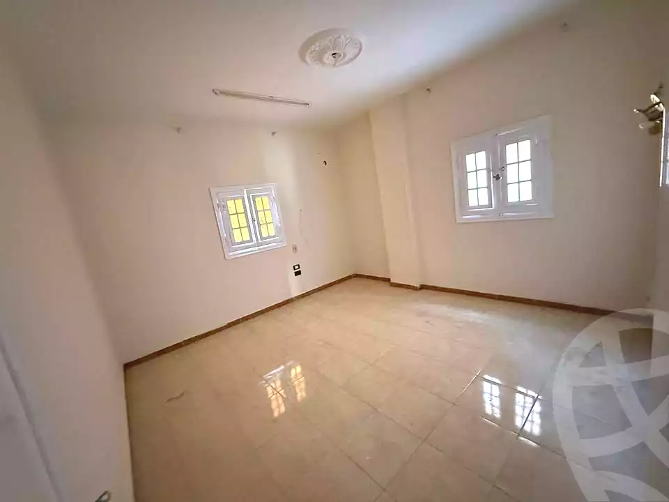 https://aqarmap.com.eg/en/listing/6861353-for-sale-cairo-15th-of-may-Neighbourhood 10