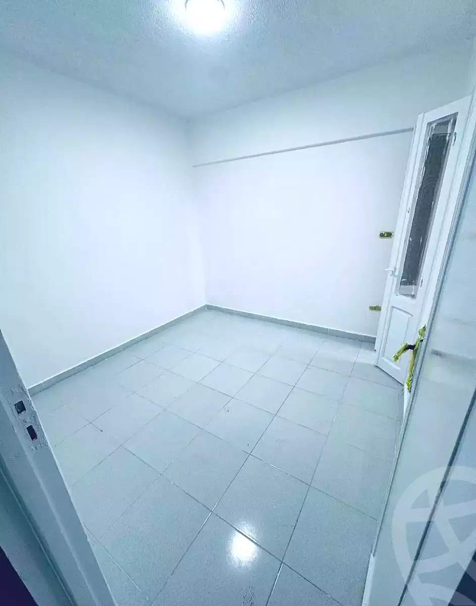 https://aqarmap.com.eg/ar/listing/6861486-for-sale-alexandria-al-agamy-shataa-el-nakheel