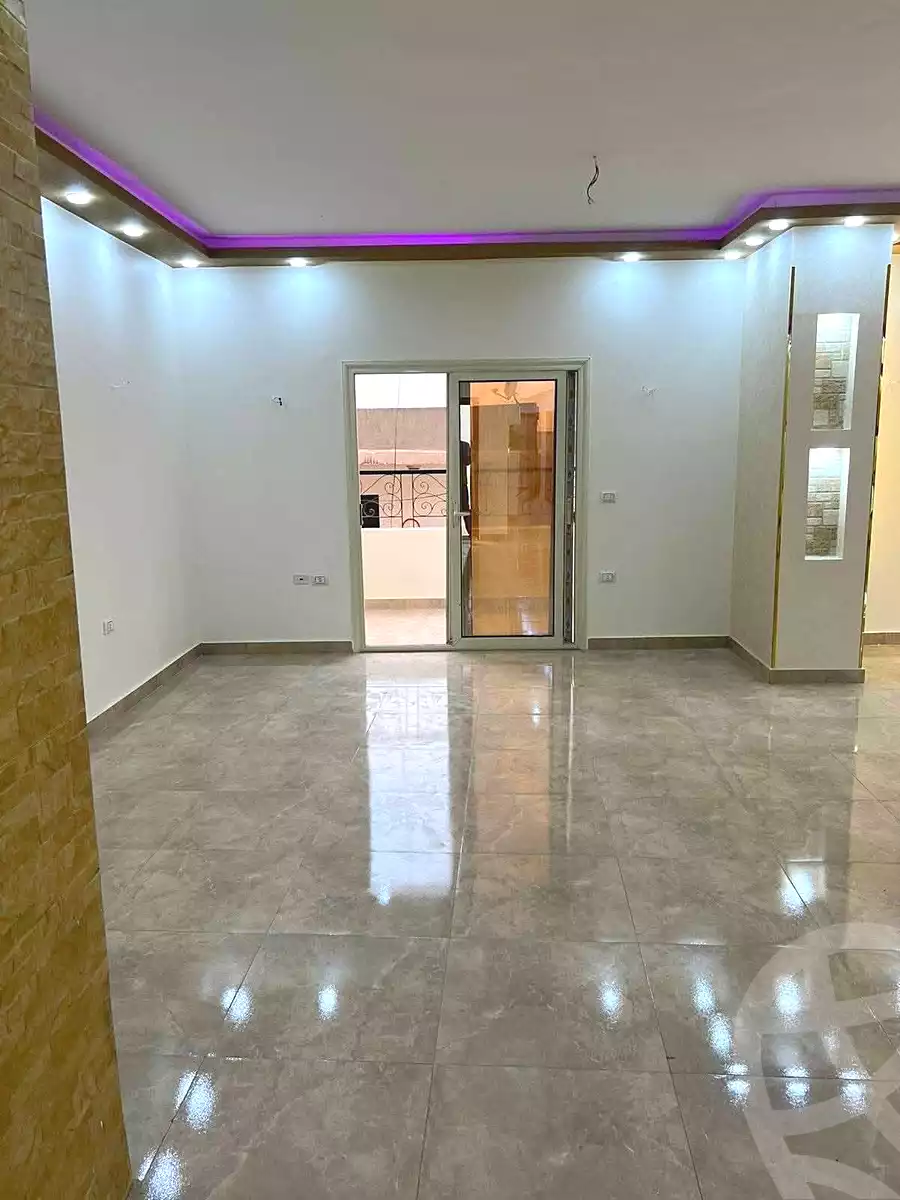 https://aqarmap.com.eg/ar/listing/6860206-for-sale-cairo-helwan-hadayek-helwan-nile-corniche-st