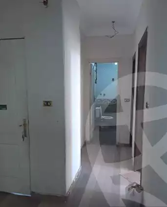 https://aqarmap.com.eg/ar/listing/6863057-for-rent-cairo-15th-of-may-family-housing