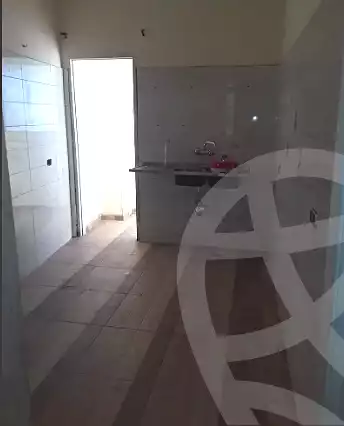 https://aqarmap.com.eg/ar/listing/6863057-for-rent-cairo-15th-of-may-family-housing