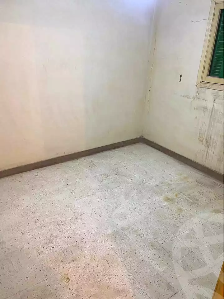 https://aqarmap.com.eg/en/listing/6861344-for-sale-alexandria-ganaklis
