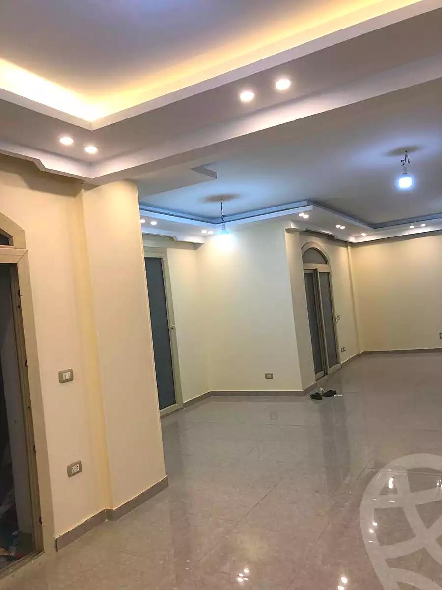 https://aqarmap.com.eg/ar/listing/6863213-for-sale-cairo-new-cairo-compounds-ritaj