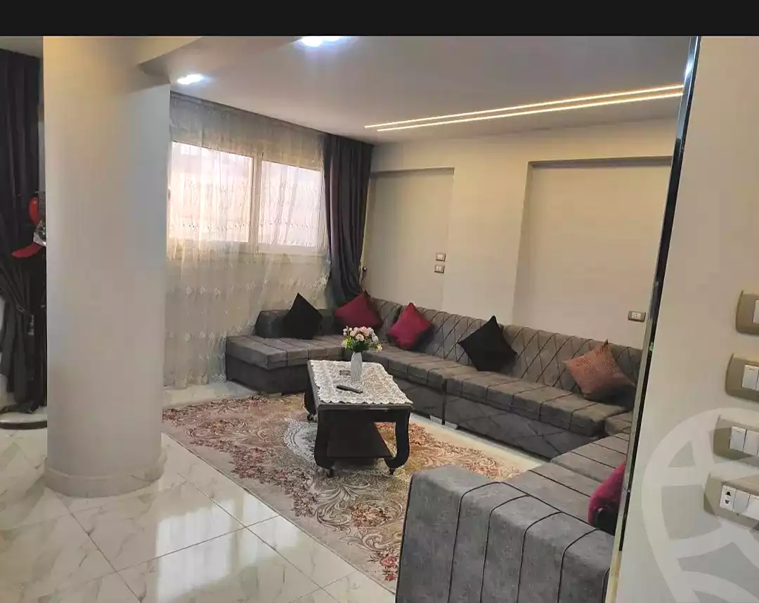 https://aqarmap.com.eg/ar/listing/6863221-for-sale-alexandria-miami-khld-bn-lwlyd