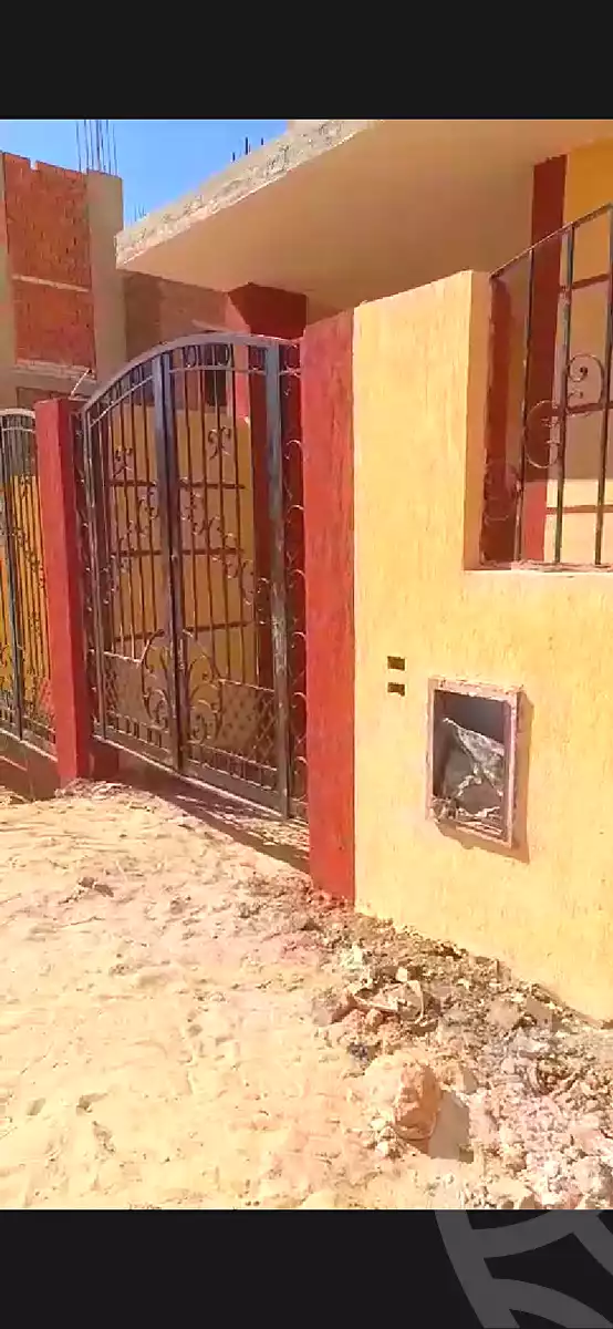 https://aqarmap.com.eg/ar/listing/6863376-for-sale-cairo-badr-city-hai-el-ashgar-featured-neighborhood-bait-el-watan