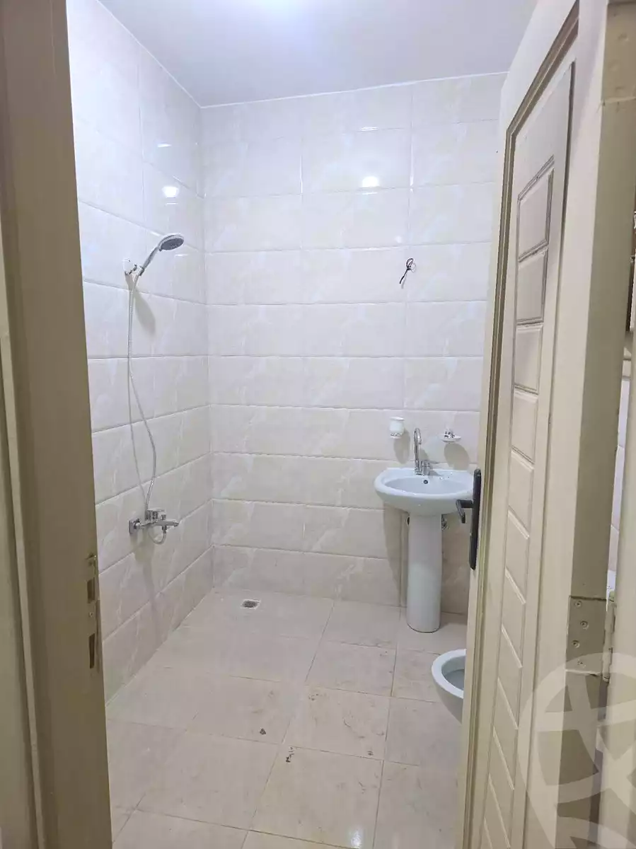 https://aqarmap.com.eg/ar/listing/6864479-for-rent-dakahlia-mansoura-el-mansoura-city-el-mahta-el-dwlia-st