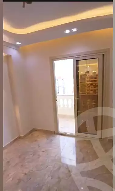 https://aqarmap.com.eg/ar/listing/6864936-for-sale-alexandria-new-miami-street-10