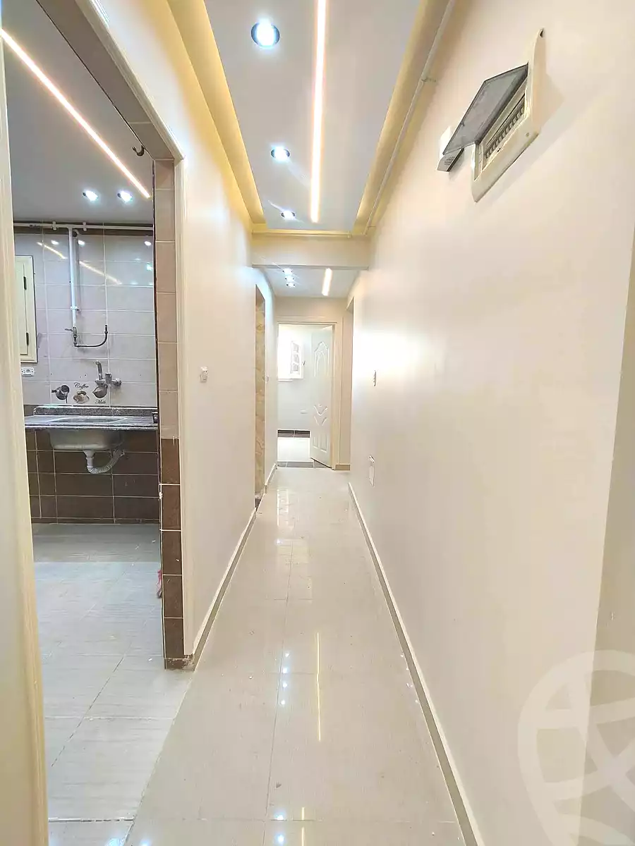 https://aqarmap.com.eg/ar/listing/6865178-for-sale-alexandria-sydy-bshr-sydy-bshr-bhry-khalil-hamada-st