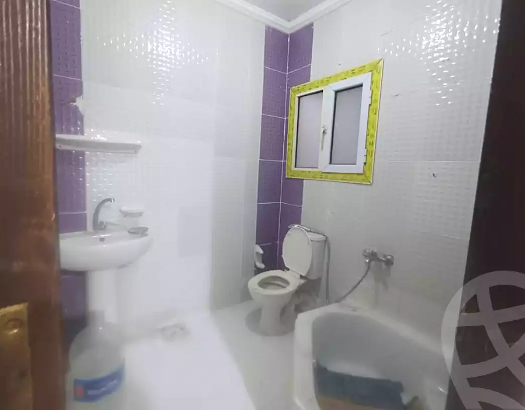https://aqarmap.com.eg/ar/listing/6865218-for-sale-alexandria-sydy-bshr-sydy-bshr-bhry-shr-khld-bn-lwlyd