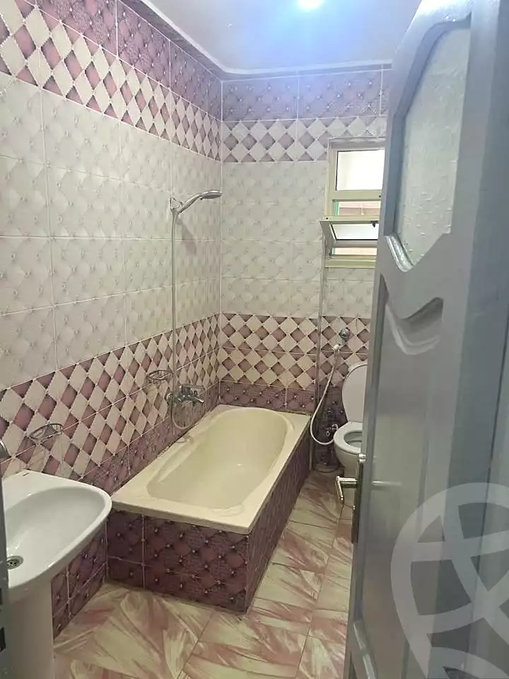 https://aqarmap.com.eg/ar/listing/6865269-for-sale-alexandria-al-agamy-lbytsh-bianchiii-street-11
