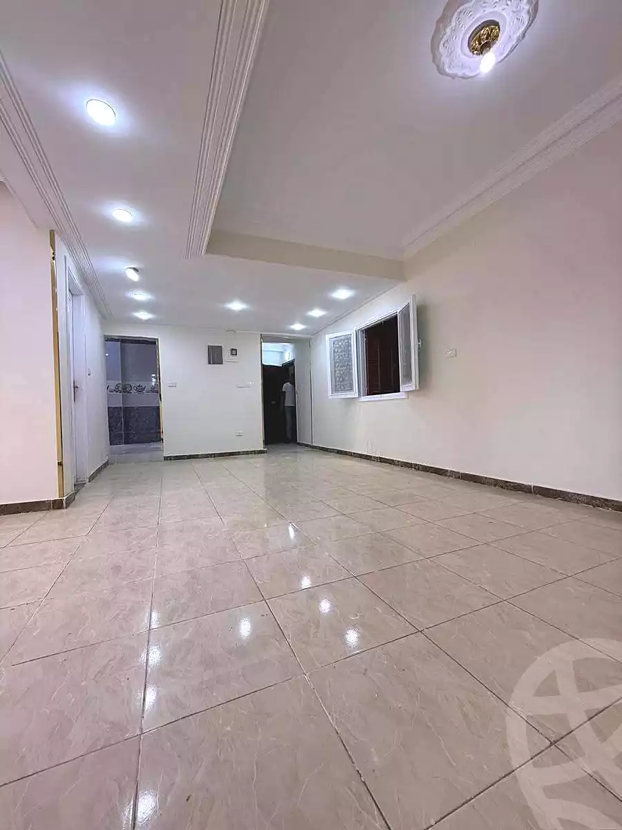 https://aqarmap.com.eg/en/listing/6865650-for-sale-cairo-helwan-mnshy-yn-hlwn-mansour-st