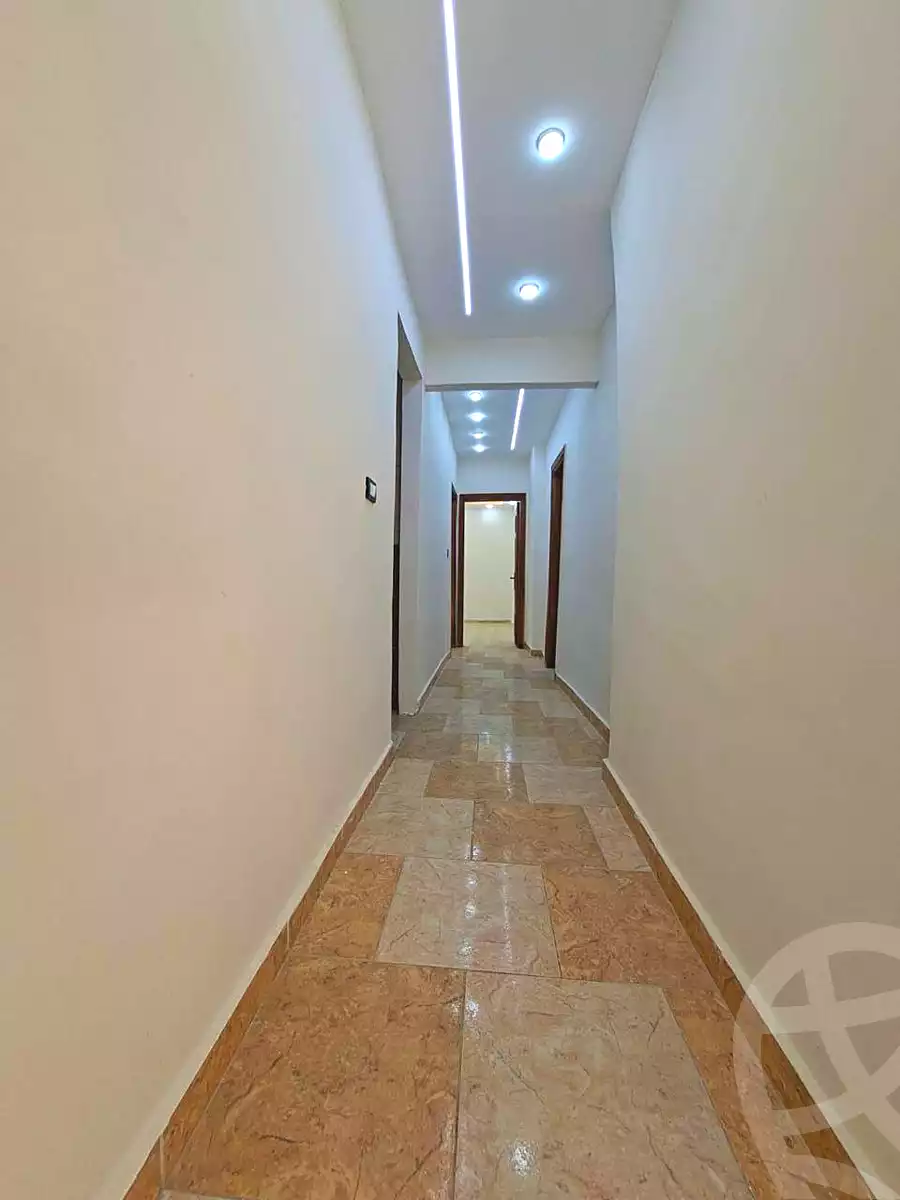 https://aqarmap.com.eg/ar/listing/6866240-for-sale-alexandria-el-mandara-shr-mlk-hfny