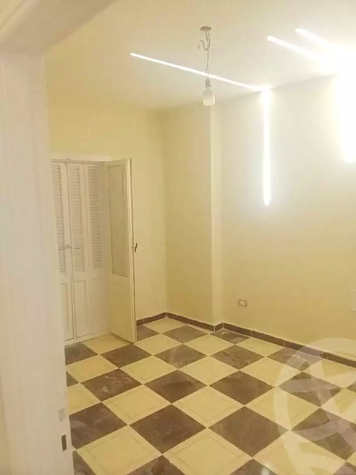 https://aqarmap.com.eg/ar/listing/6866413-for-sale-alexandria-al-agamy-el-hanouvel