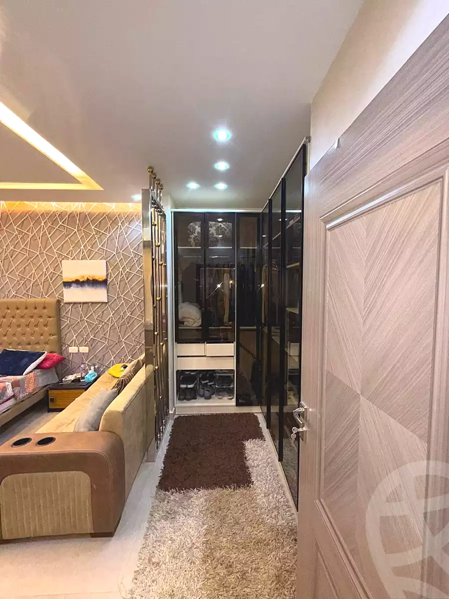 https://aqarmap.com.eg/en/listing/6866934-for-rent-cairo-new-cairo-compounds-lakeview-residence