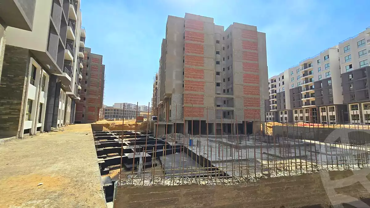 https://aqarmap.com.eg/en/listing/6867094-for-sale-cairo-new-administrative-capital-r7-green-avenue