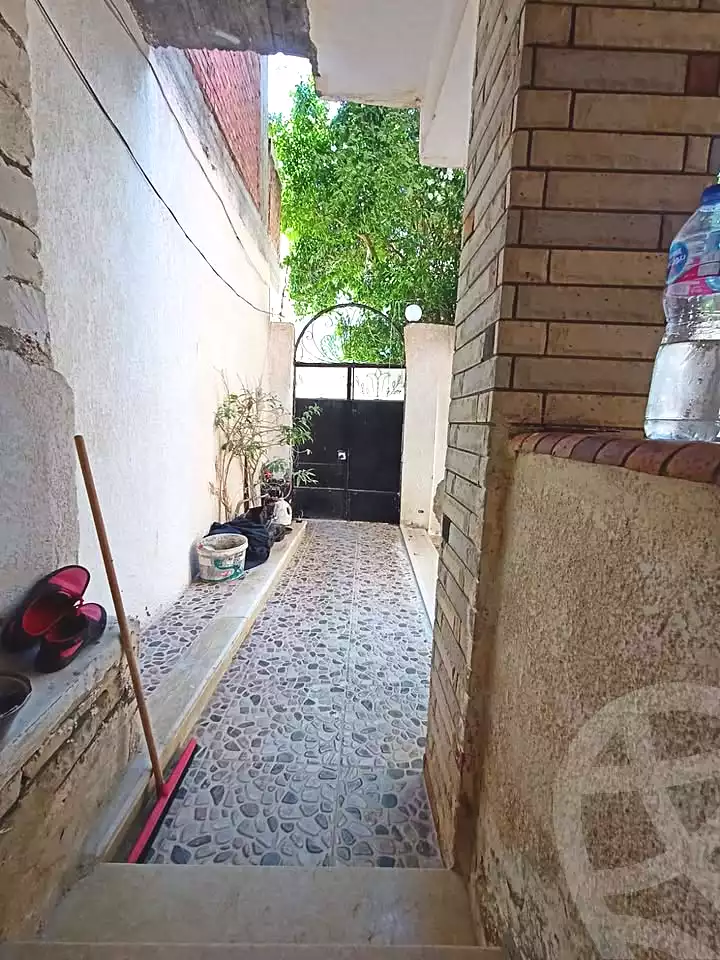https://aqarmap.com.eg/ar/listing/6867773-for-rent-alexandria-al-agamy-el-hanouvel-al-haded-we-al-soulb-st