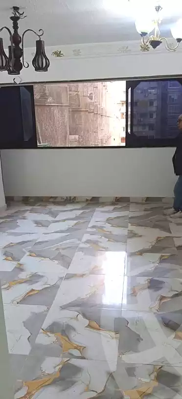 https://aqarmap.com.eg/ar/listing/6867804-for-sale-alexandria-sydy-bshr-sydy-bshr-bhry-shr-mhmd-njyb