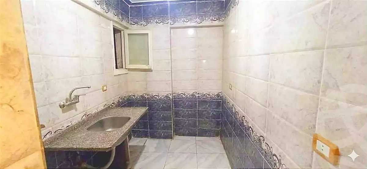 https://aqarmap.com.eg/ar/listing/6867839-for-sale-alexandria-miami-khld-bn-lwlyd