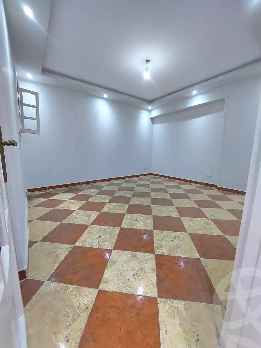 https://aqarmap.com.eg/ar/listing/6867871-for-sale-alexandria-miami-shr-jml-bd-lnsr